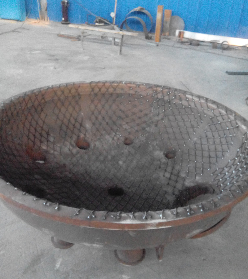 鋼襯塑儲罐的優越性能有三點: 鋼襯塑儲罐的優越性能有三點: