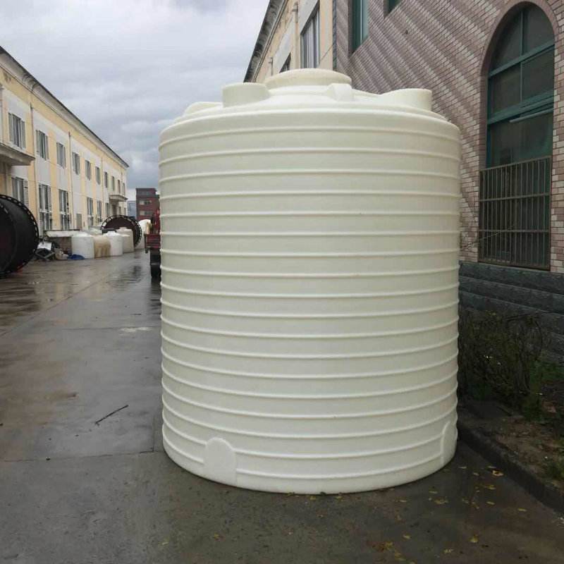 PE儲罐的冷卻方式: PE儲罐的冷卻方式: