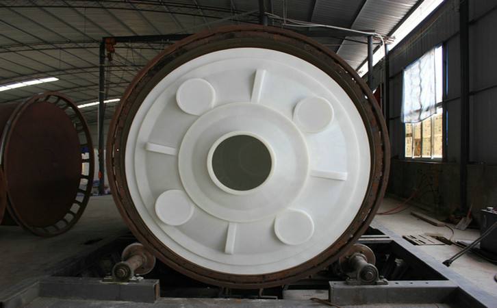 聚乙烯儲(chǔ)罐在吊裝運(yùn)輸中的常見(jiàn)問(wèn)題：