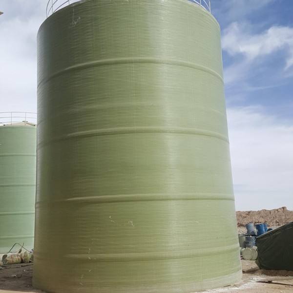 鹽酸儲(chǔ)罐的特性: 鹽酸儲(chǔ)罐的特性: